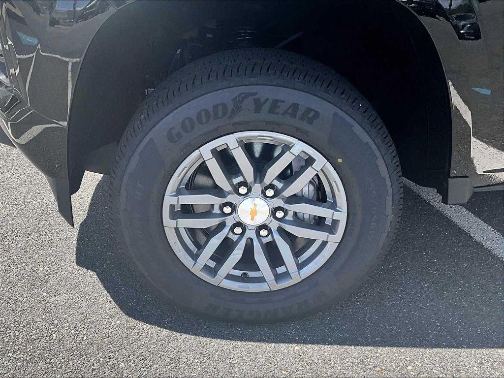 new 2025 Chevrolet Colorado car, priced at $38,890
