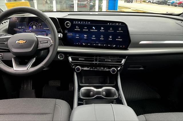 new 2025 Chevrolet Traverse car, priced at $45,515