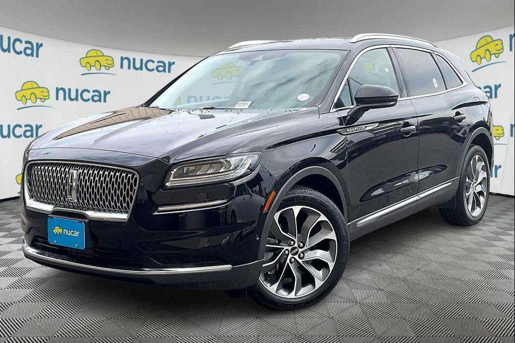 used 2022 Lincoln Nautilus car, priced at $36,300