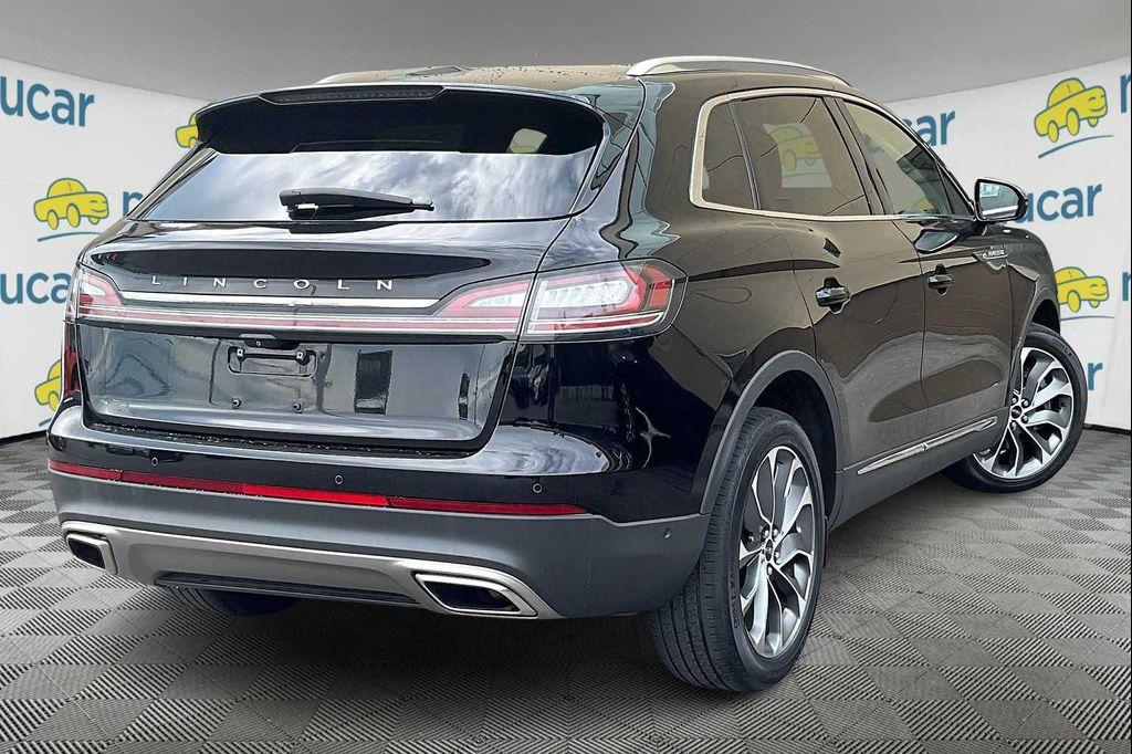 used 2022 Lincoln Nautilus car, priced at $36,300