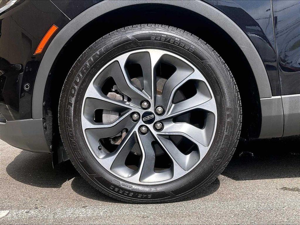 used 2022 Lincoln Nautilus car, priced at $33,900