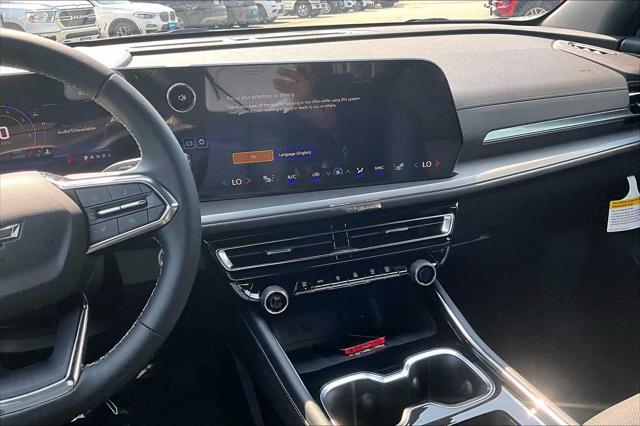 new 2025 Chevrolet Traverse car, priced at $47,140