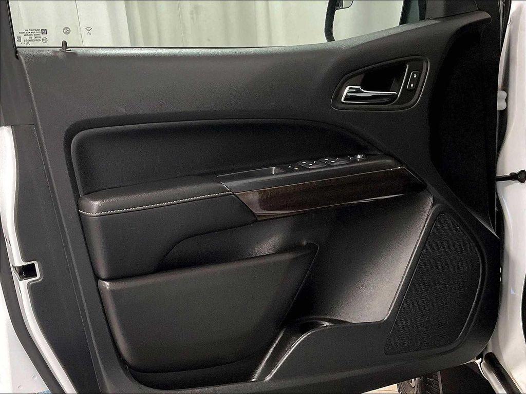 used 2022 GMC Canyon car, priced at $33,900