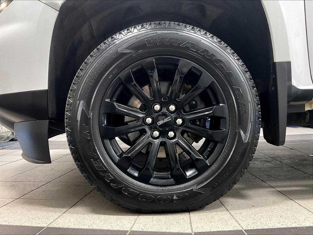 used 2022 GMC Canyon car, priced at $33,900