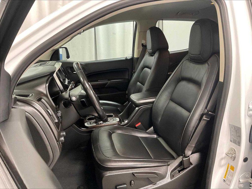 used 2022 GMC Canyon car, priced at $33,900