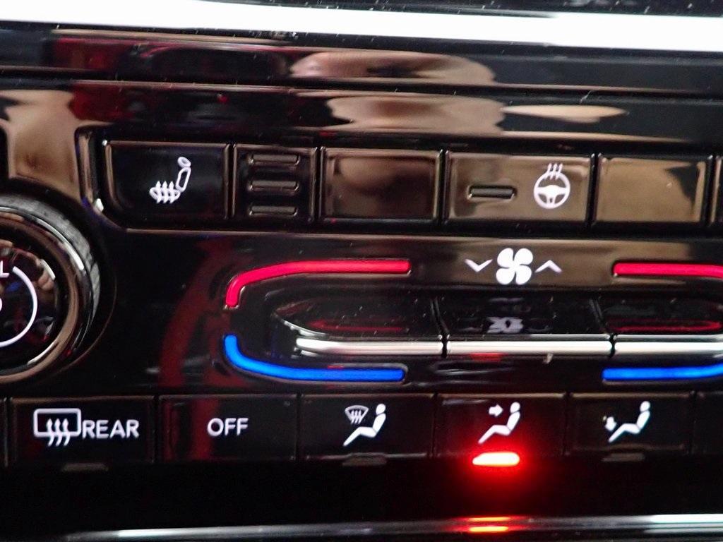 new 2025 Jeep Grand Cherokee L car, priced at $43,842