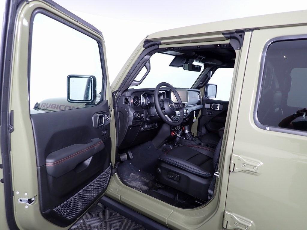 new 2025 Jeep Wrangler car, priced at $66,472