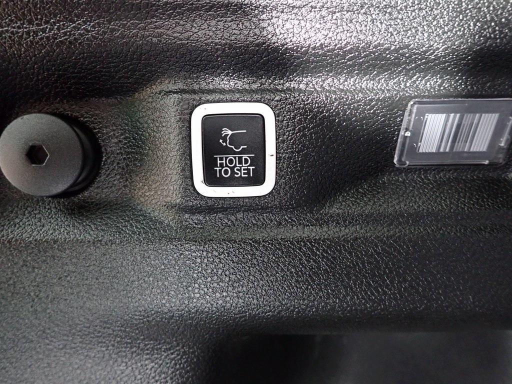 used 2022 Jeep Grand Cherokee L car, priced at $22,500