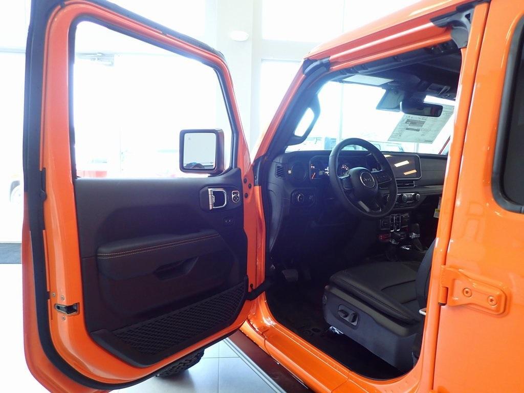 new 2025 Jeep Wrangler car, priced at $105,306