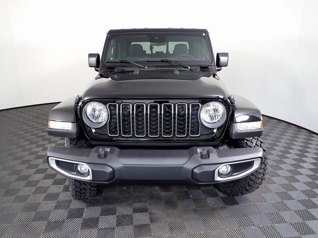 new 2025 Jeep Gladiator car, priced at $45,152