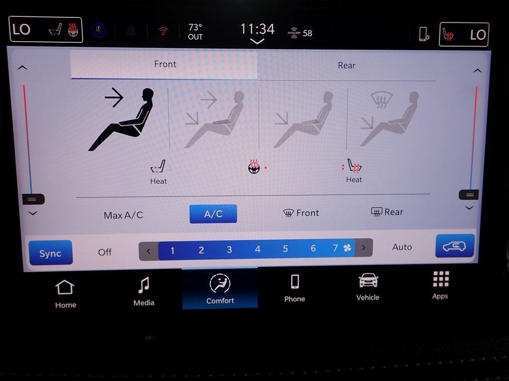 new 2025 Chrysler Pacifica car, priced at $40,075