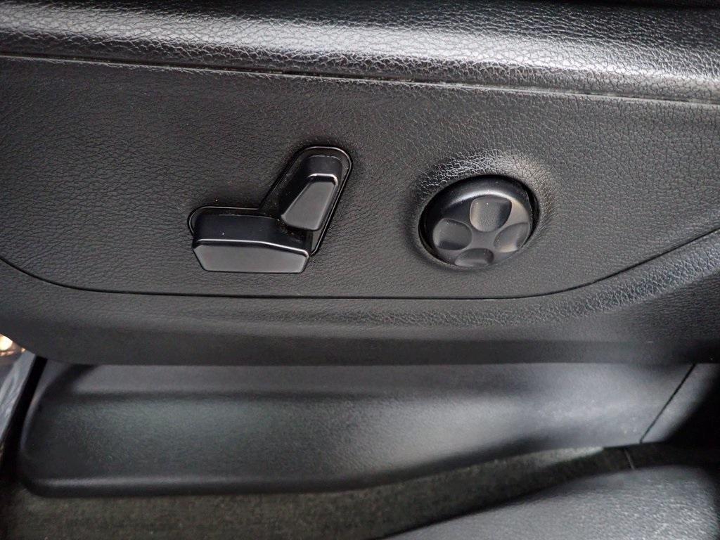 used 2020 Ram 1500 car, priced at $21,000