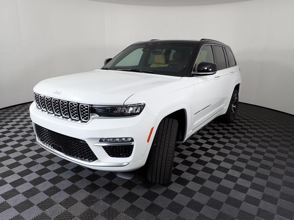 new 2025 Jeep Grand Cherokee car, priced at $59,582