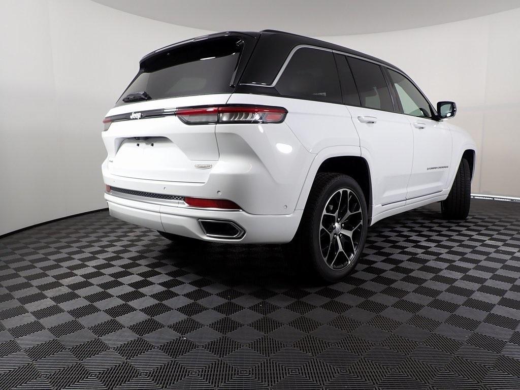 new 2025 Jeep Grand Cherokee car, priced at $59,582