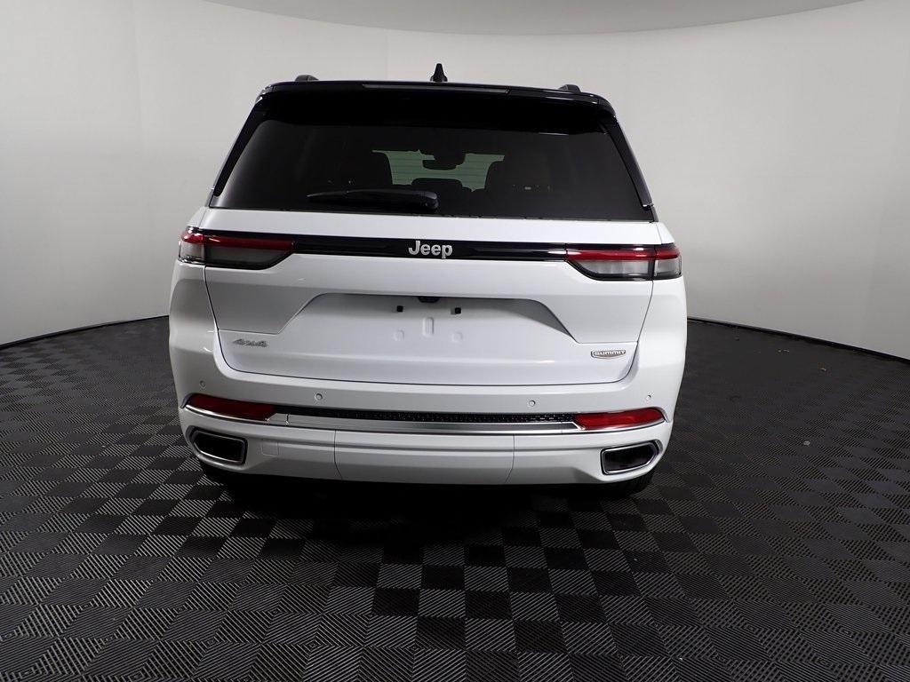 new 2025 Jeep Grand Cherokee car, priced at $59,582
