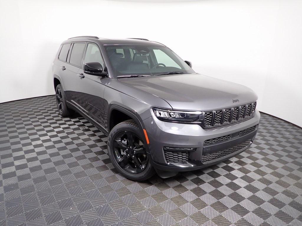 new 2025 Jeep Grand Cherokee L car, priced at $49,008