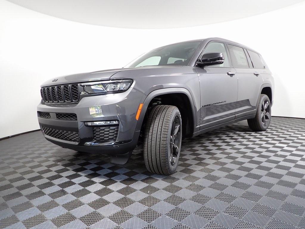 new 2025 Jeep Grand Cherokee L car, priced at $49,008