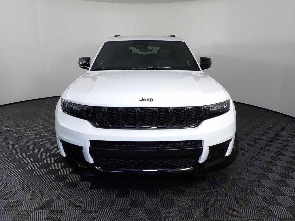 new 2025 Jeep Grand Cherokee L car, priced at $43,299