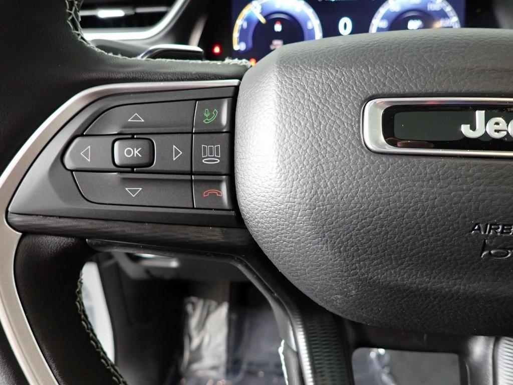 new 2025 Jeep Grand Cherokee L car, priced at $43,299