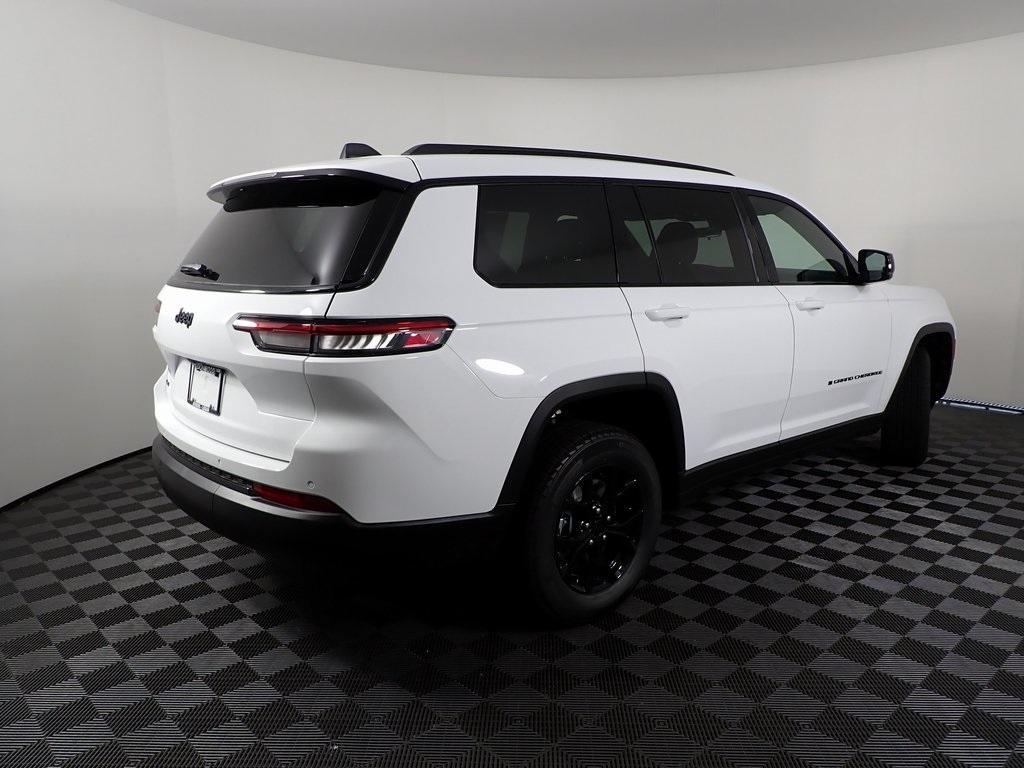 new 2025 Jeep Grand Cherokee L car, priced at $43,299