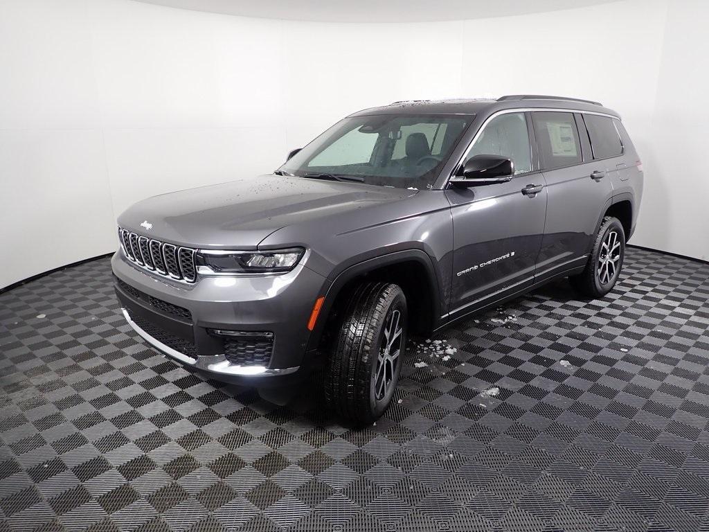 new 2025 Jeep Grand Cherokee L car, priced at $53,000