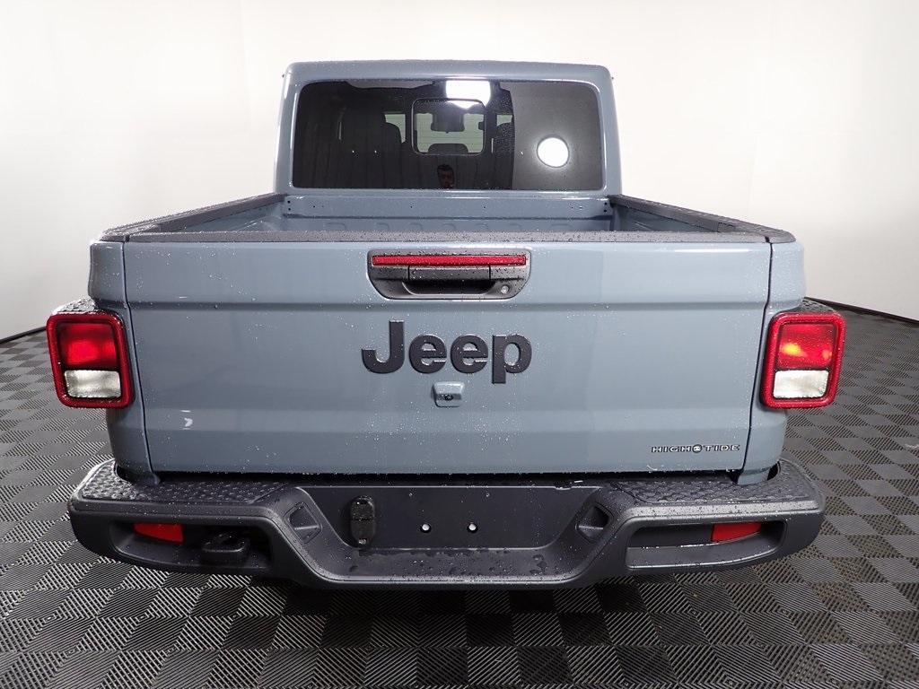 new 2025 Jeep Gladiator car, priced at $45,152