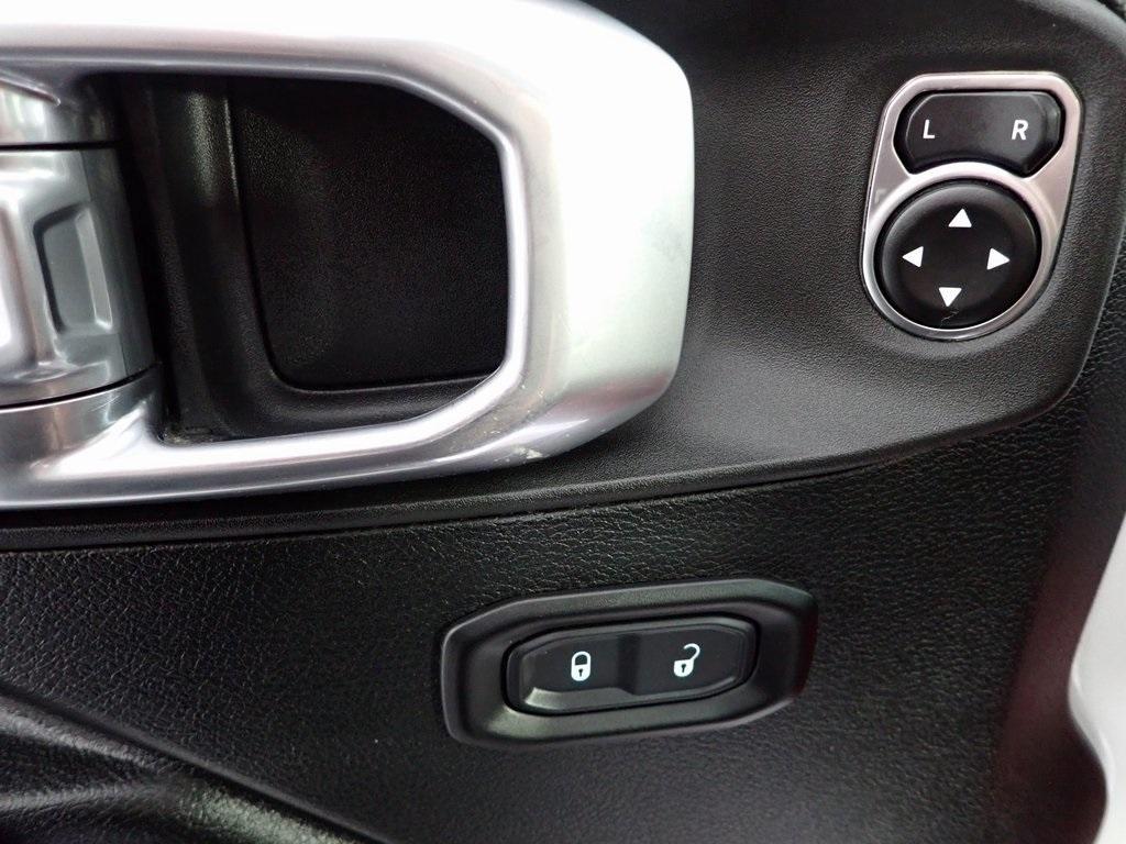 used 2021 Jeep Wrangler Unlimited car, priced at $31,000