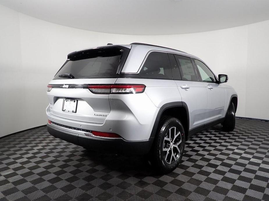 new 2024 Jeep Grand Cherokee car, priced at $47,466