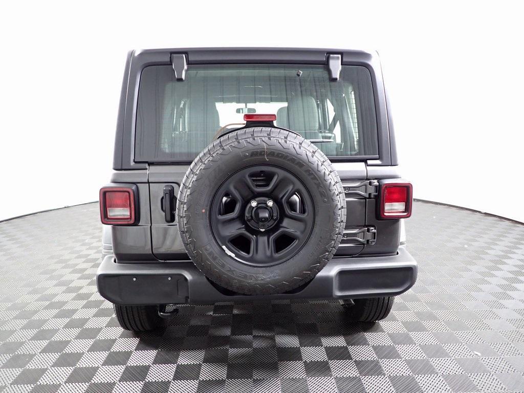 new 2025 Jeep Wrangler car, priced at $41,674