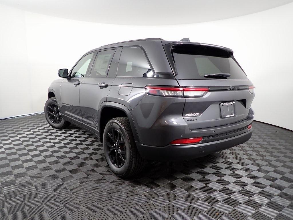 new 2025 Jeep Grand Cherokee car, priced at $46,730