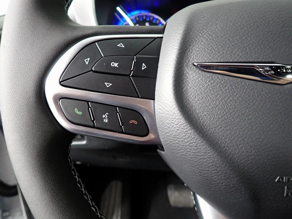 new 2025 Chrysler Pacifica car, priced at $43,193