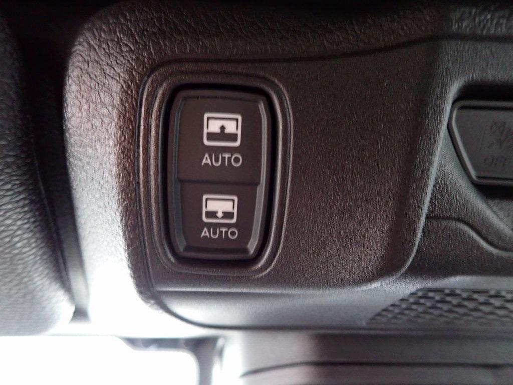 new 2025 Jeep Wrangler car, priced at $44,490