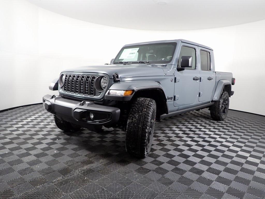 new 2025 Jeep Gladiator car, priced at $40,500