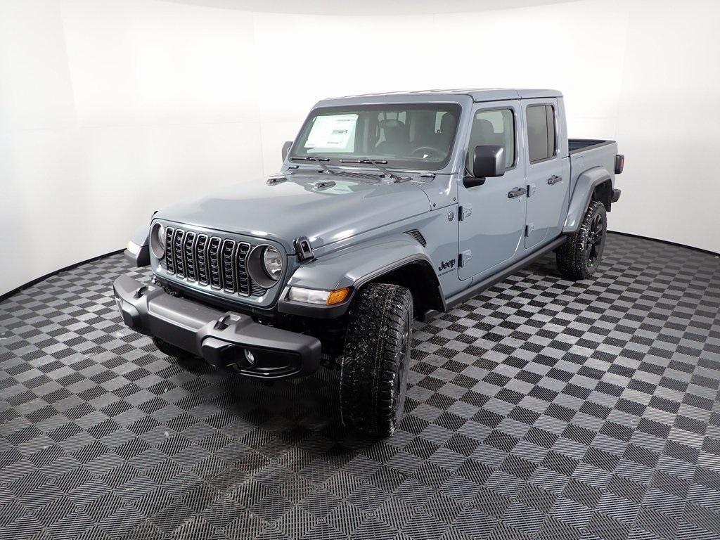 new 2025 Jeep Gladiator car, priced at $40,500