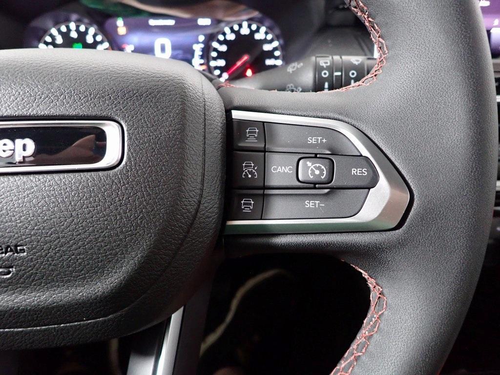 new 2025 Jeep Compass car, priced at $32,072