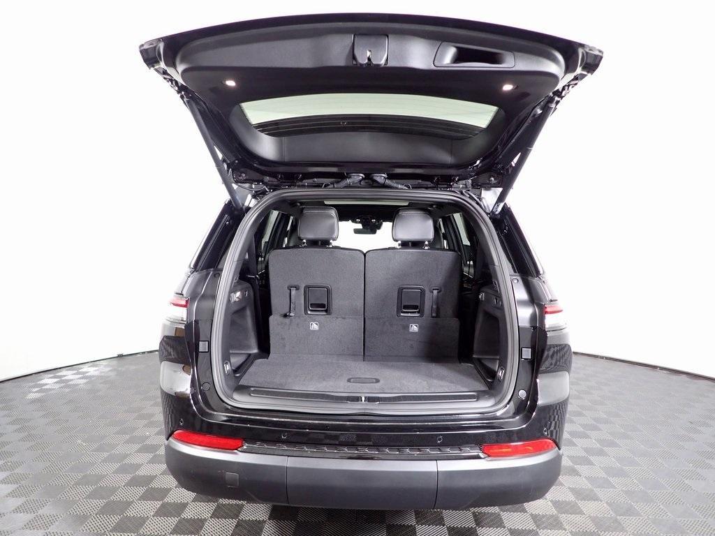 new 2025 Jeep Grand Cherokee L car, priced at $51,500