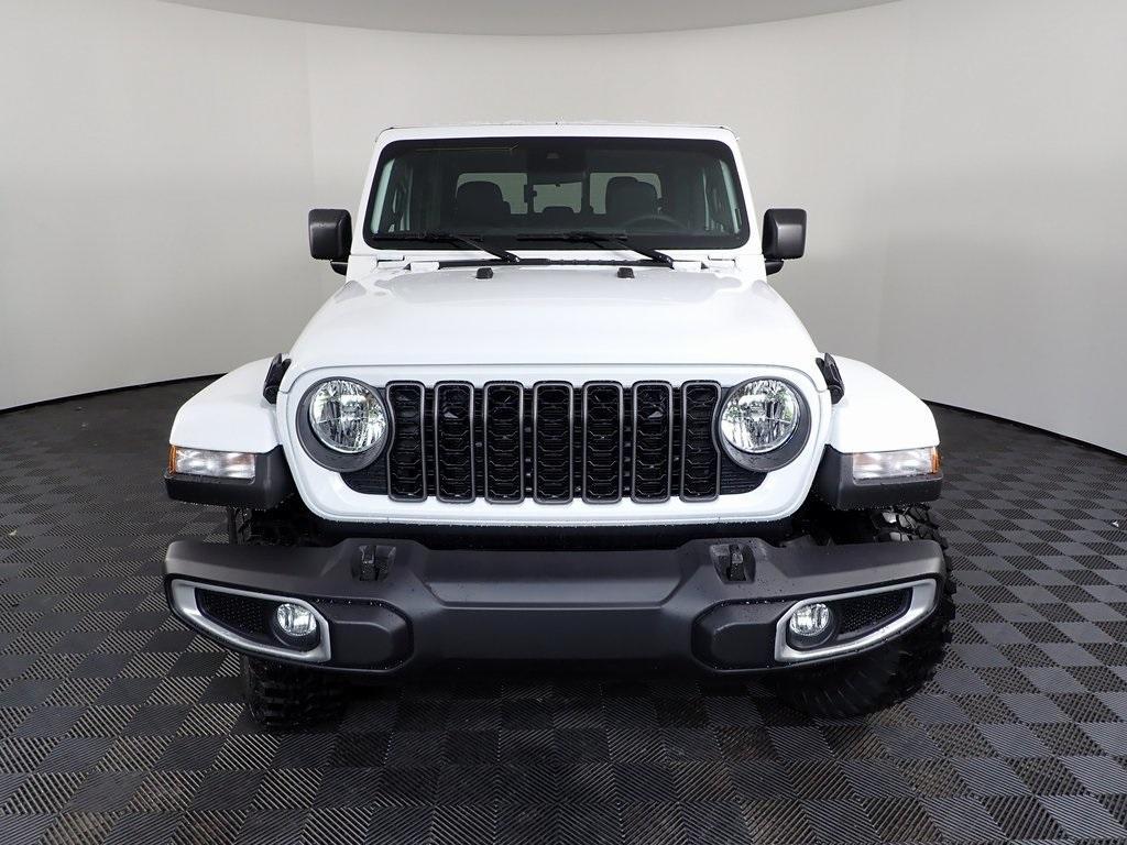 new 2025 Jeep Gladiator car, priced at $44,643