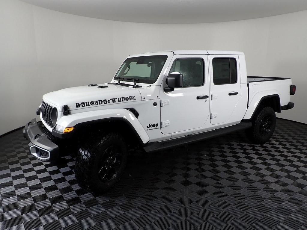 new 2025 Jeep Gladiator car, priced at $44,643