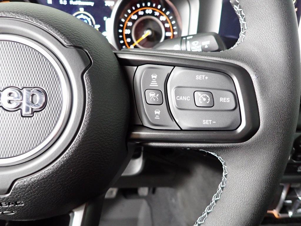 new 2025 Jeep Gladiator car, priced at $44,643