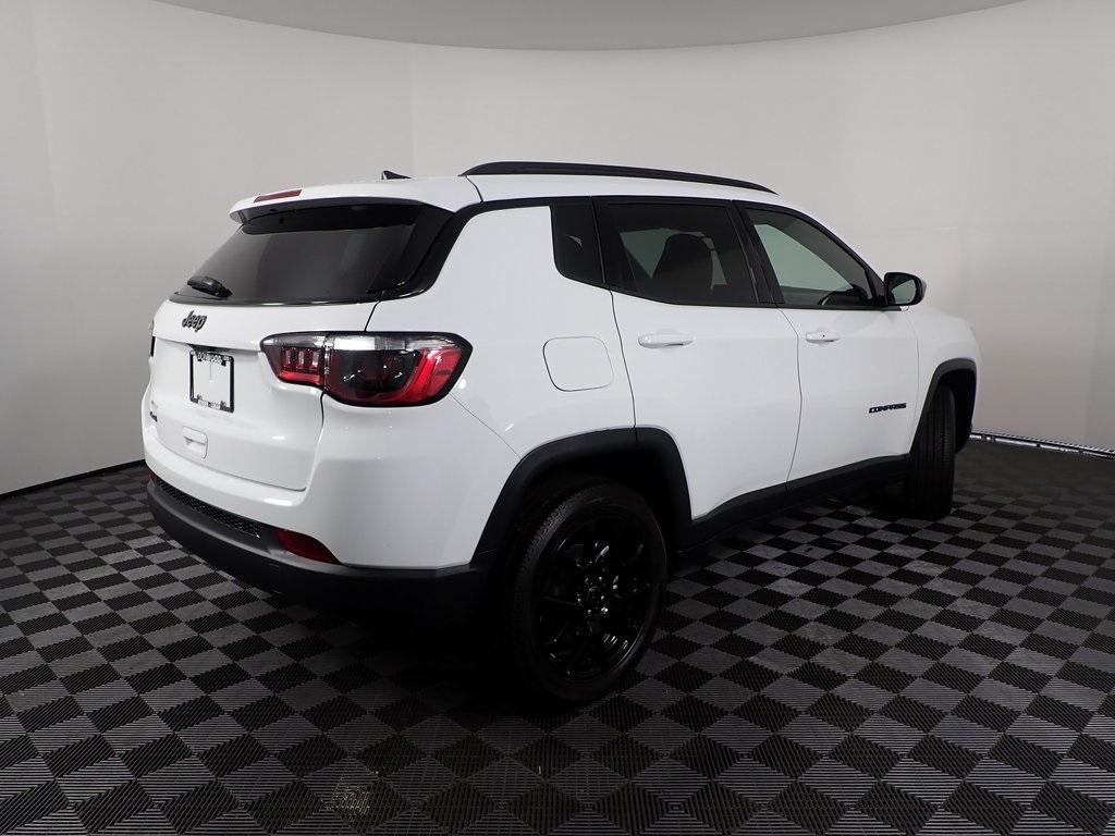 new 2025 Jeep Compass car, priced at $32,000