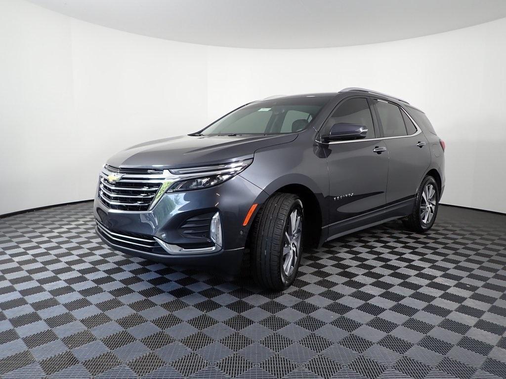 used 2022 Chevrolet Equinox car, priced at $25,000