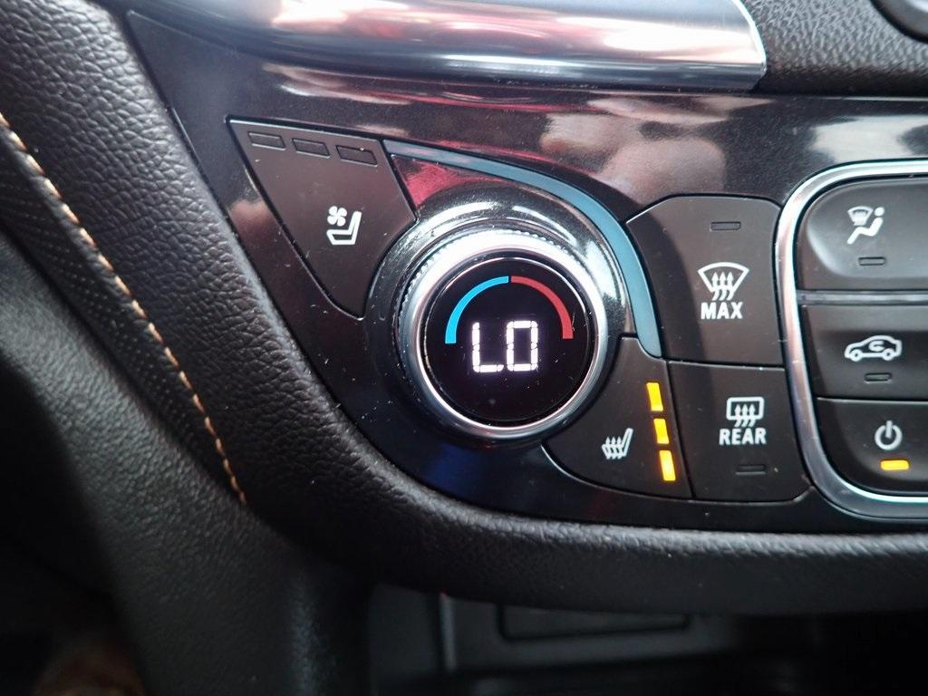 used 2022 Chevrolet Equinox car, priced at $25,000