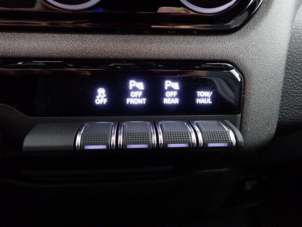 new 2025 Ram 1500 car, priced at $50,087