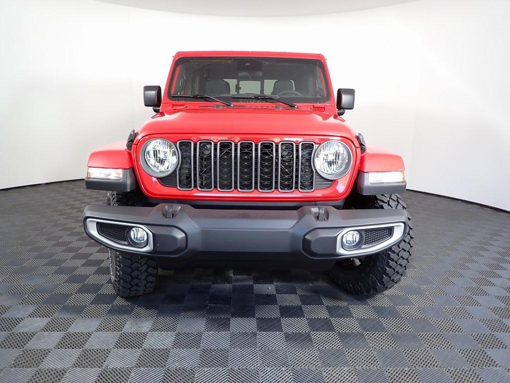 new 2025 Jeep Gladiator car, priced at $43,631