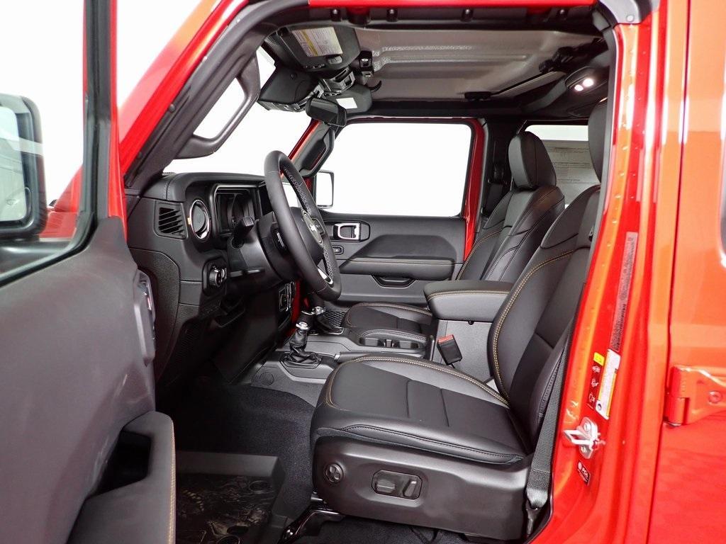 new 2025 Jeep Gladiator car, priced at $43,631