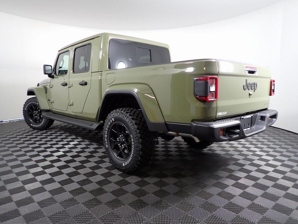 new 2025 Jeep Gladiator car, priced at $46,567