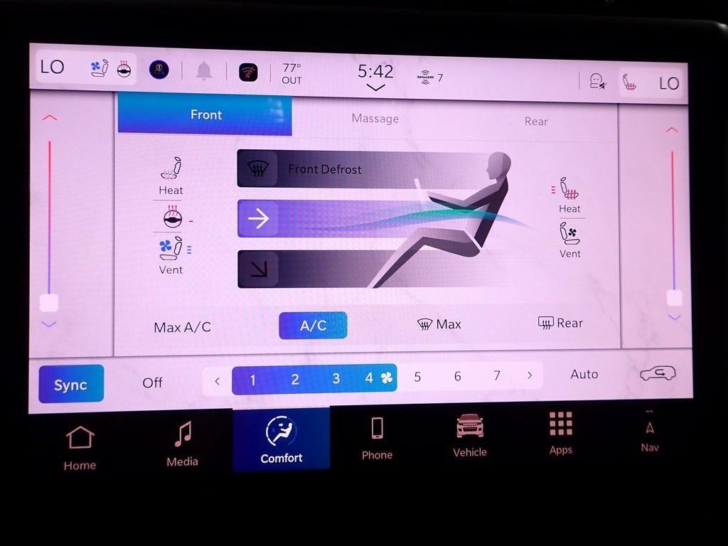 new 2025 Jeep Grand Cherokee L car, priced at $58,049