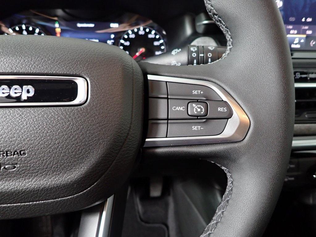 new 2025 Jeep Compass car, priced at $28,000