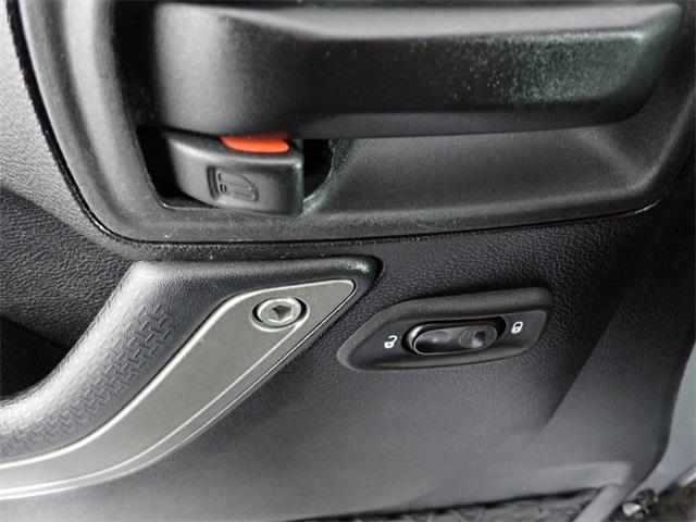 used 2015 Jeep Wrangler Unlimited car, priced at $14,000