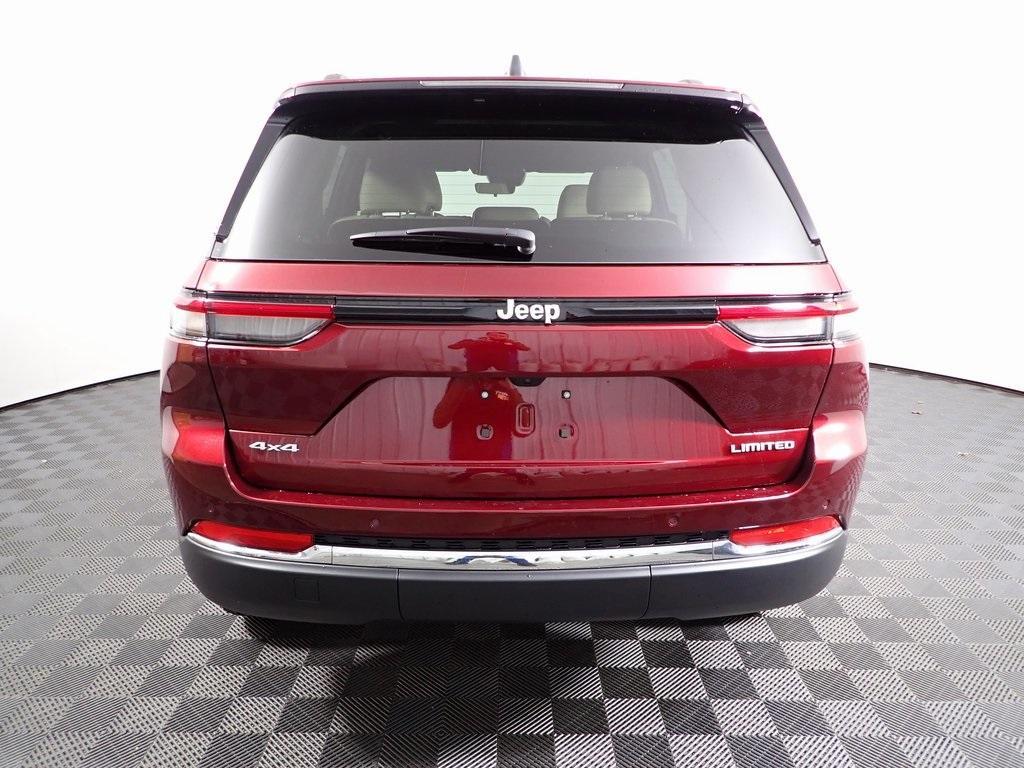new 2025 Jeep Grand Cherokee car, priced at $44,888